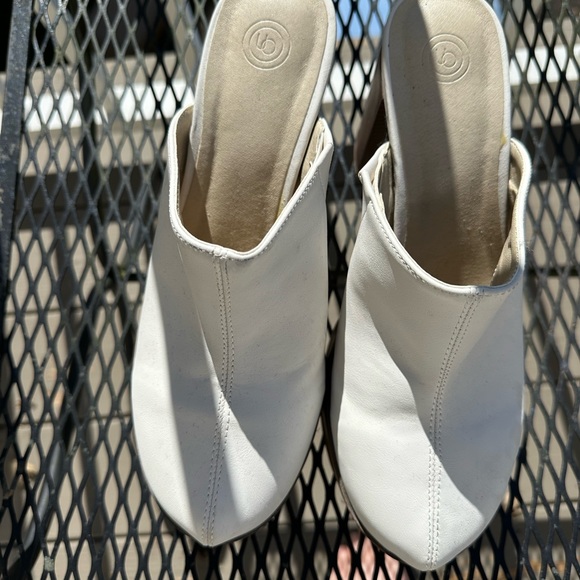 Urban Outfitter clog platforms size 8 - Picture 2 of 3